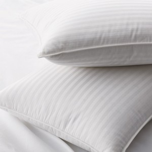 Възглавници от 90% бяла патица с тъкан от шарка от дамска лента 1 см